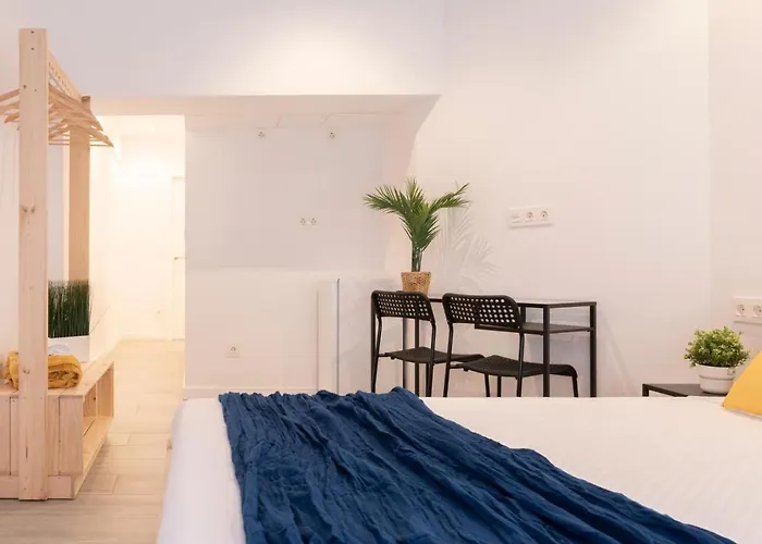 Bilbao Rooms & Kitchen Zorroza